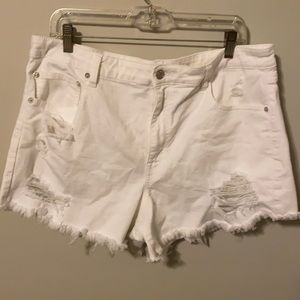 American Eagle White Shorts